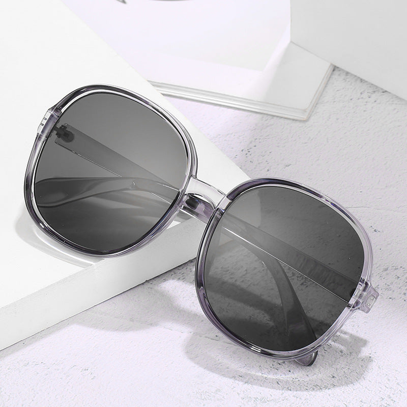 Big Round Lens Diva Sunglasses