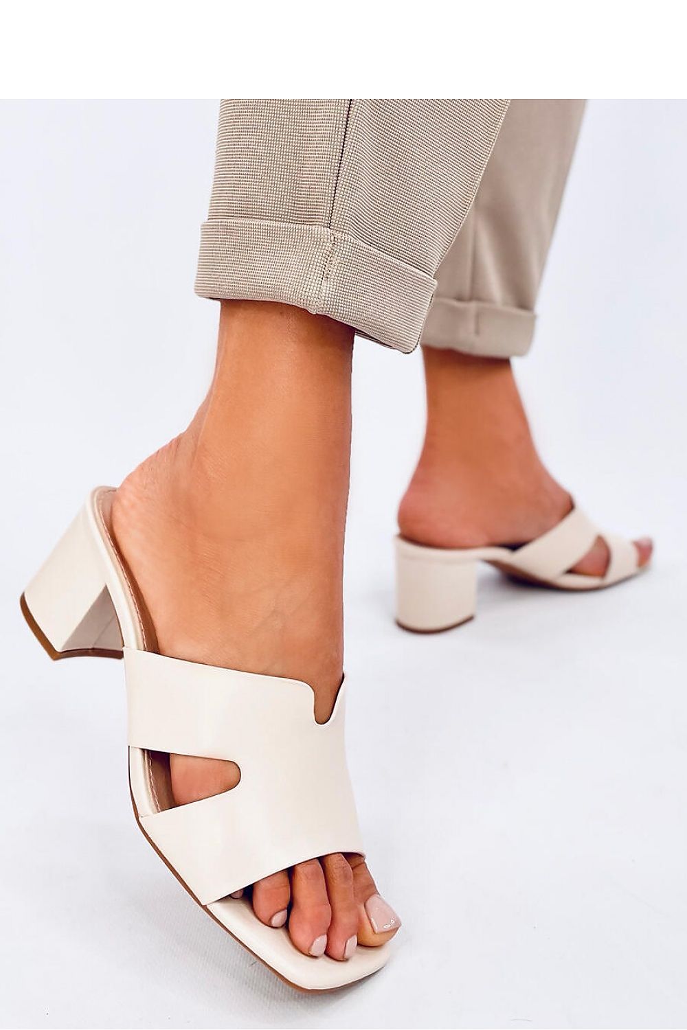 Flip-flops model 195133 Inello
