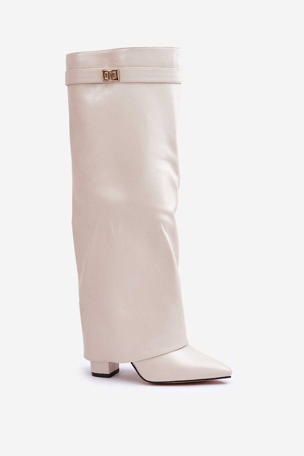 Heel boots below the knee