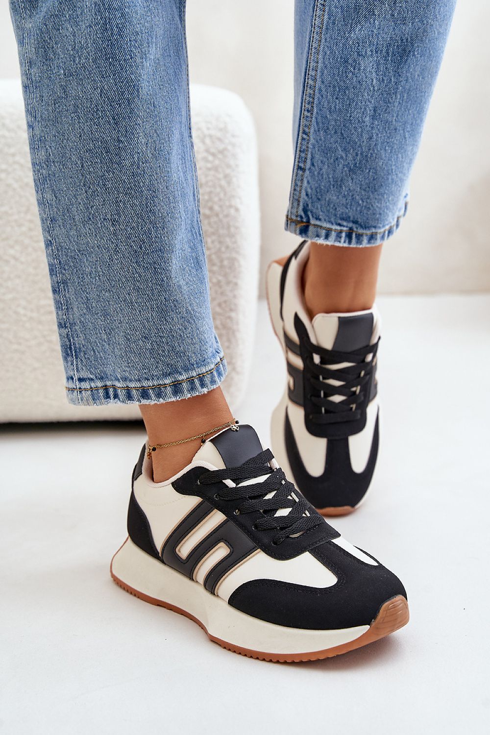 Casual Sport Shoes.